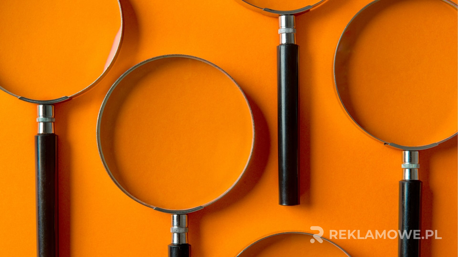 Innowacyjne techniki w designie reklam